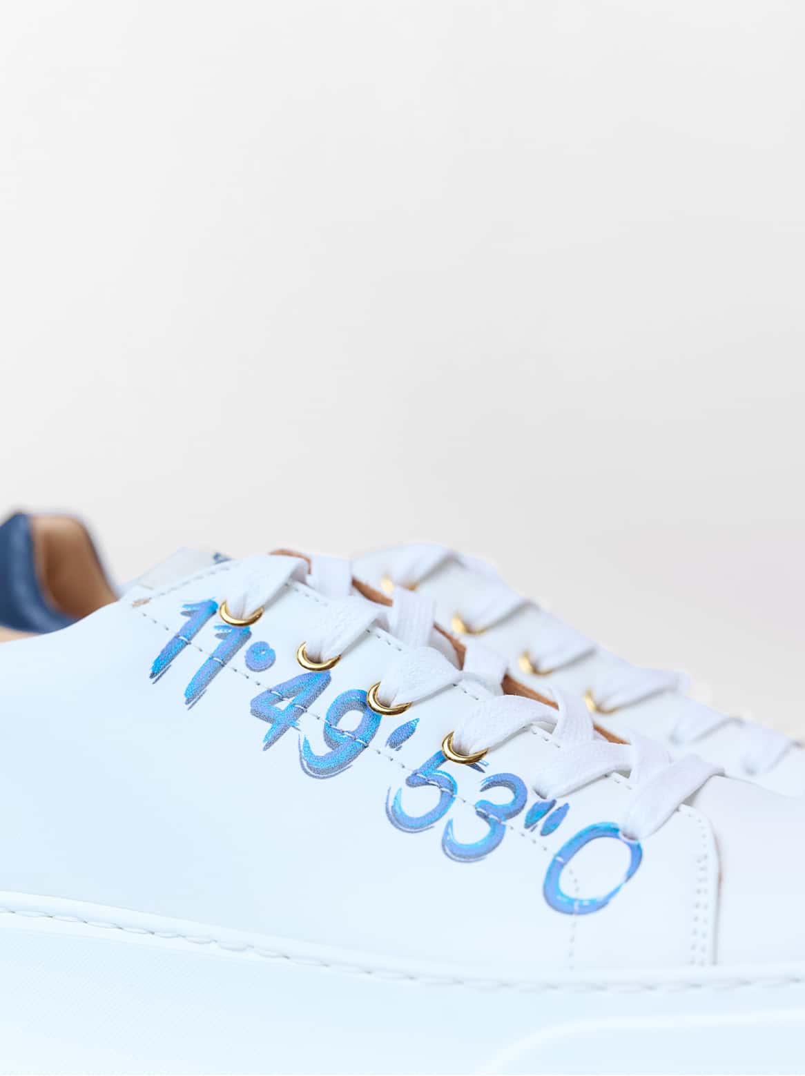 Paulo Kult-Sneaker mit Koordinaten in Weiss